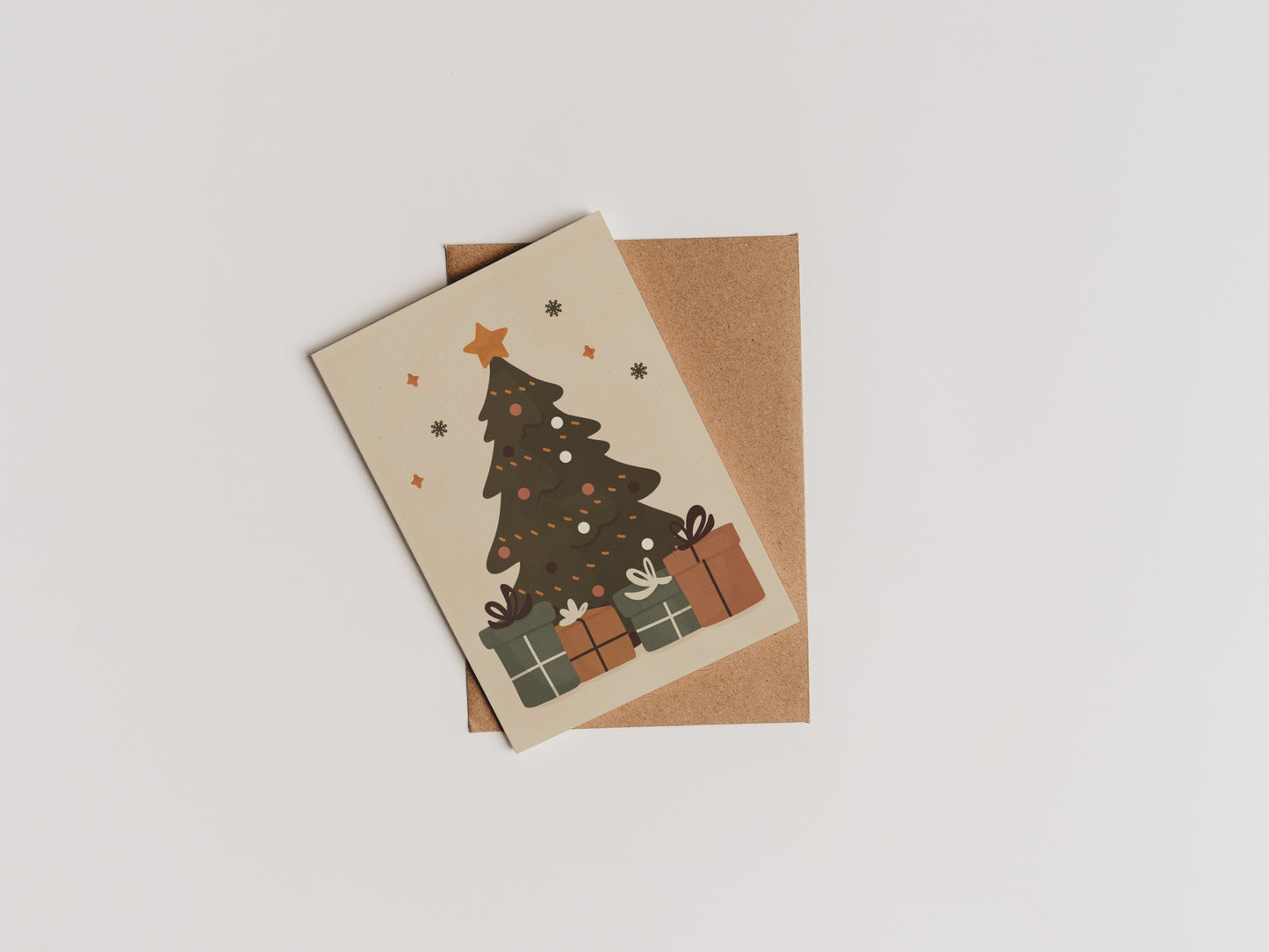 Carte de vœu de Noël - Cadeaux sous le sapin